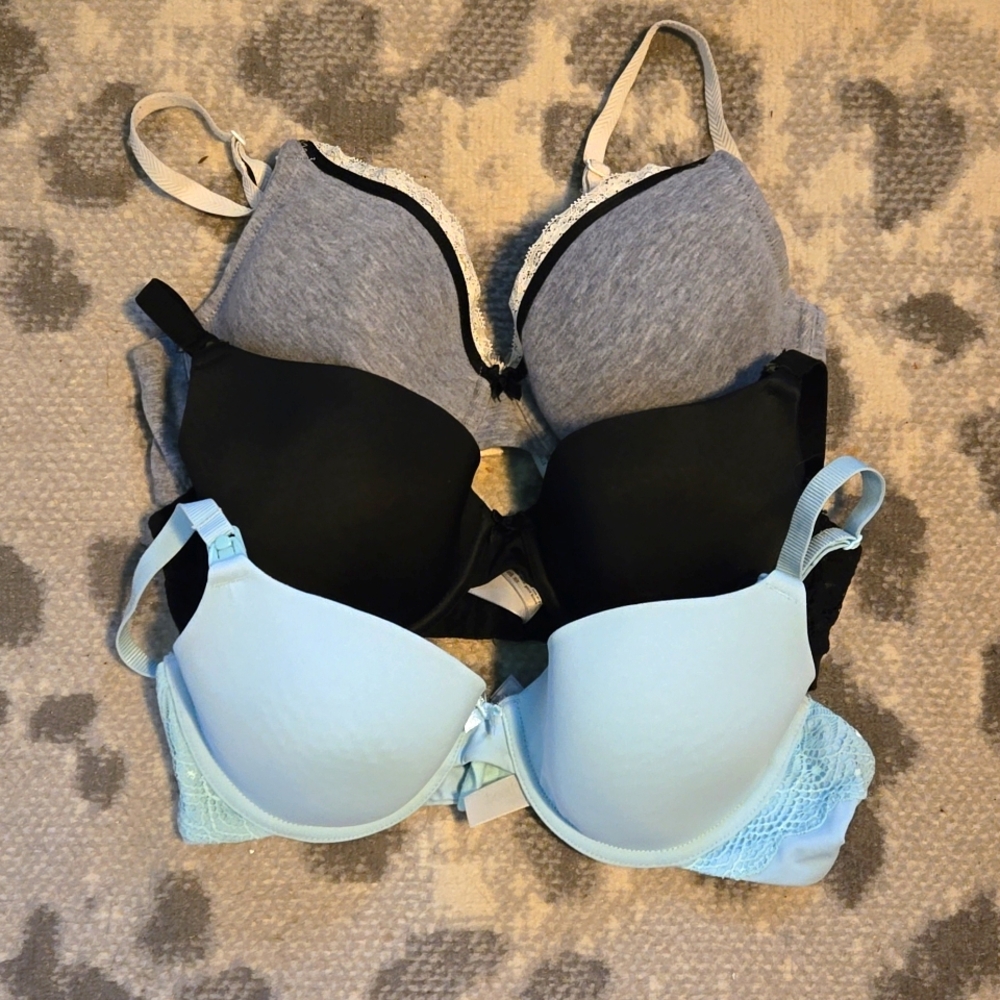 3 Motherhood maternity nursing bras